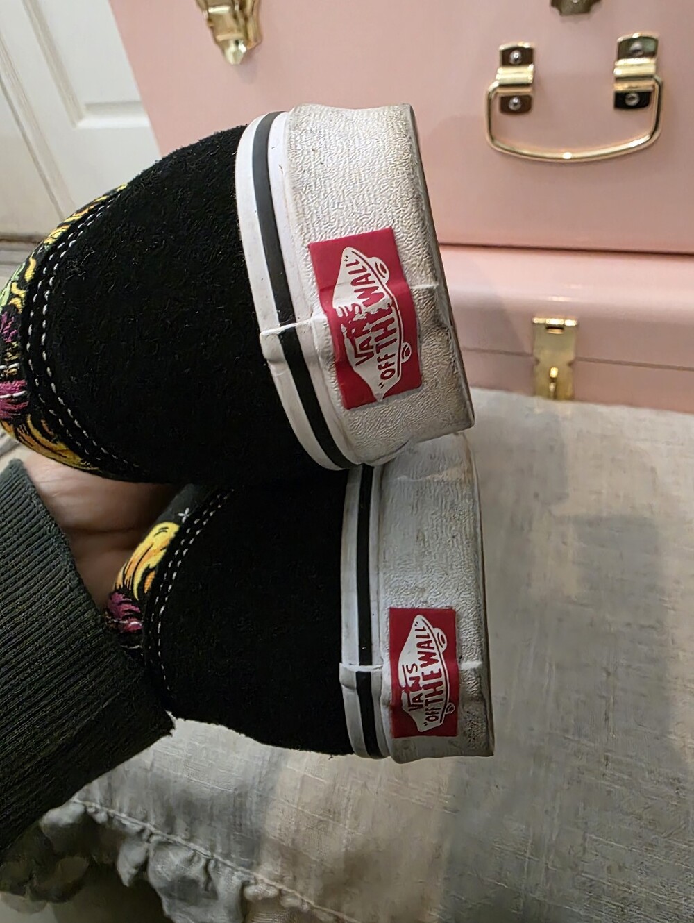 Vans Old Skool Black Canvas Low-Top Sneakers with Colorful Graphic - Picture 5 of 7